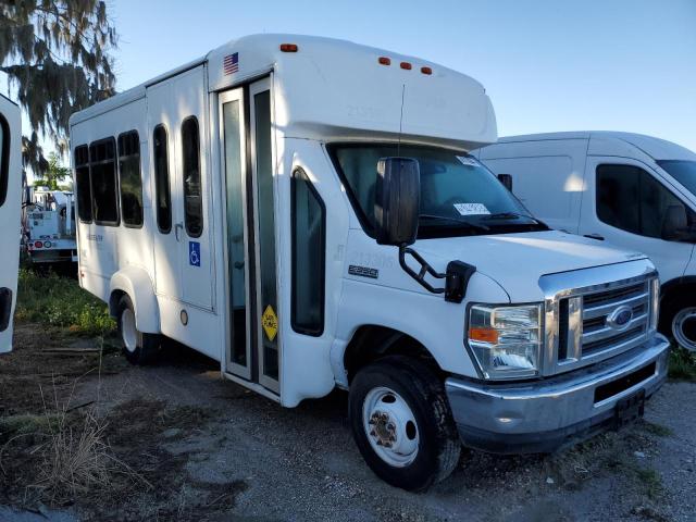 1FDEE3FL7DDB12802 - 2013 FORD ECONOLINE E350 SUPER DUTY CUTAWAY VAN WHITE photo 1