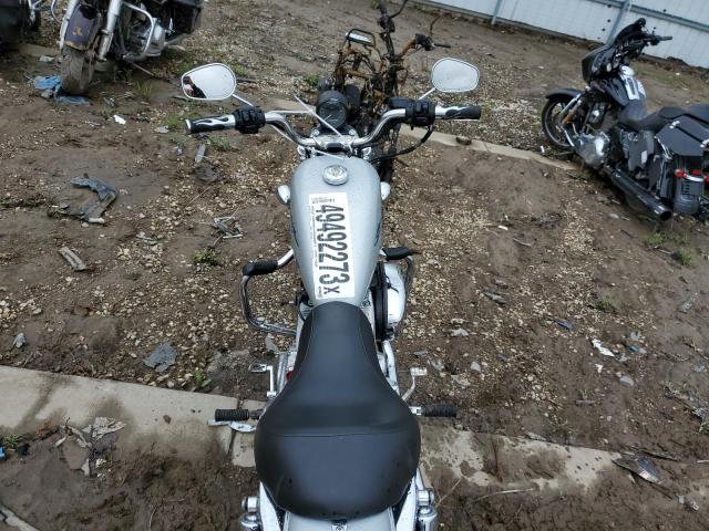 1HD4CAM135K400677 - 2005 HARLEY-DAVIDSON XL883 SILVER photo 5