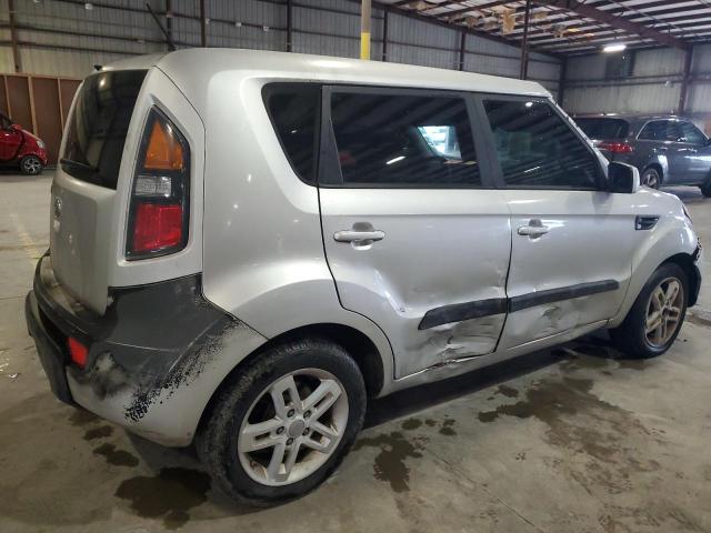 KNDJT2A29B7314540 - 2011 KIA SOUL + SILVER photo 3