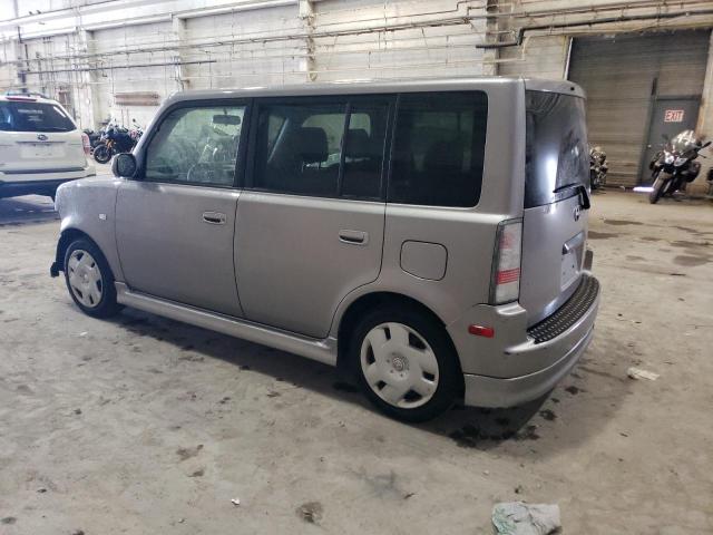 JTLKT324440167876 - 2004 TOYOTA SCION XB GRAY photo 2