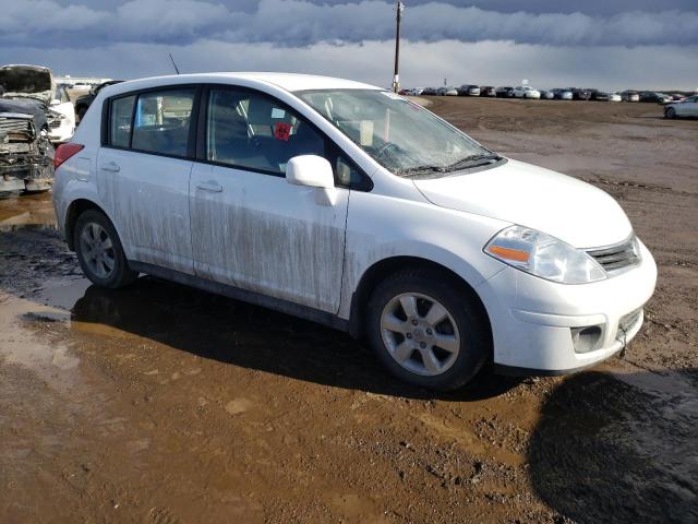 3N1BC1CP4CK805451 - 2012 NISSAN VERSA S WHITE photo 4