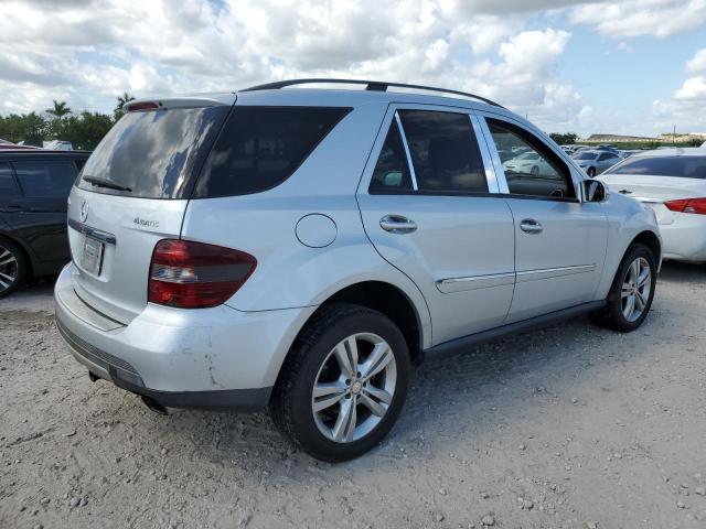 4JGBB22E08A297926 - 2008 MERCEDES-BENZ ML 320 CDI SILVER photo 3