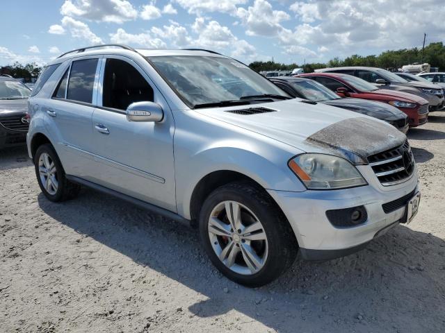 4JGBB22E08A297926 - 2008 MERCEDES-BENZ ML 320 CDI SILVER photo 4