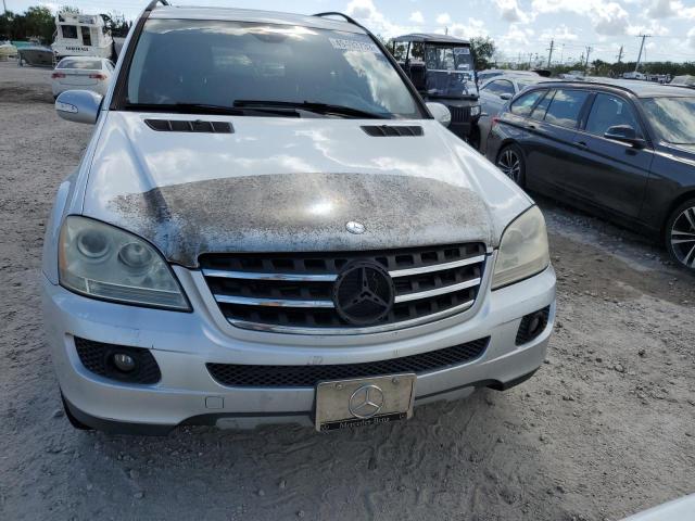 4JGBB22E08A297926 - 2008 MERCEDES-BENZ ML 320 CDI SILVER photo 5