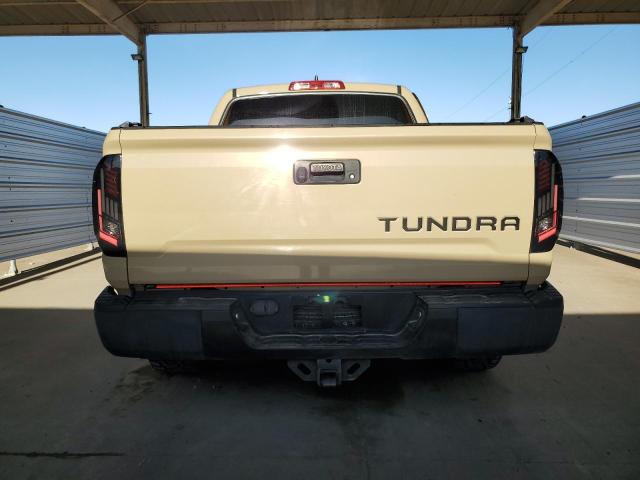 5TFEY5F10LX259496 - 2020 TOYOTA TUNDRA CREWMAX SR5 TAN photo 6