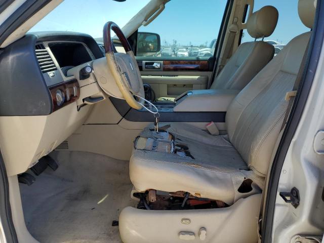 5LMFU28535LJ11330 - 2005 LINCOLN NAVIGATOR ვერცხლისფერი ფოტო 7