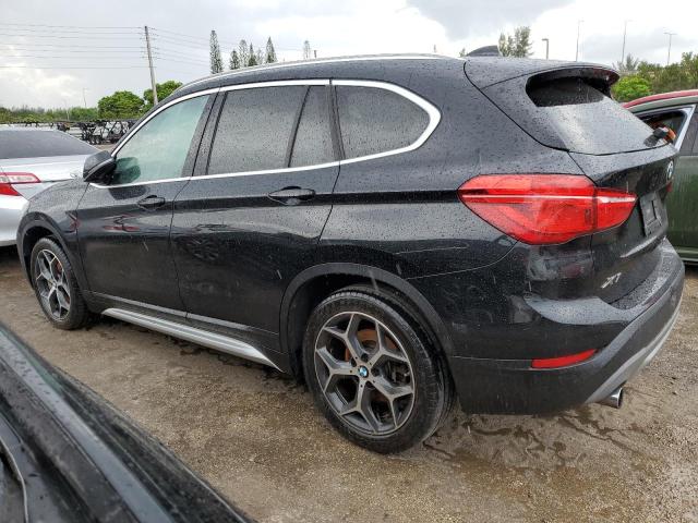 WBXHT3C57K5L89635 - 2019 BMW X1 XDRIVE28I BLACK photo 2