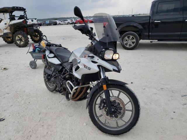 WB10B1101DZF85090 - 2013 BMW F700 GS SILVER photo 1