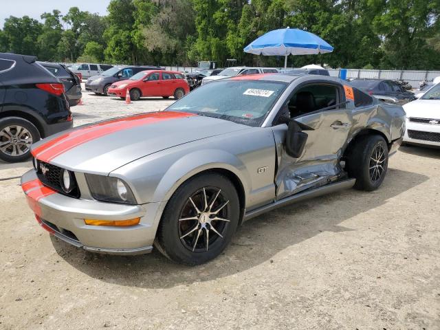 1ZVHT82H785203524 - 2008 FORD MUSTANG GT SILVER photo 1