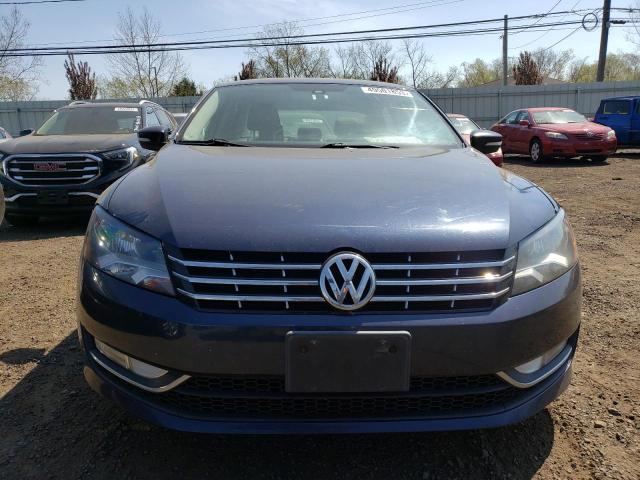 1VWCT7A35EC008846 - 2014 VOLKSWAGEN PASSAT SEL BLUE photo 5