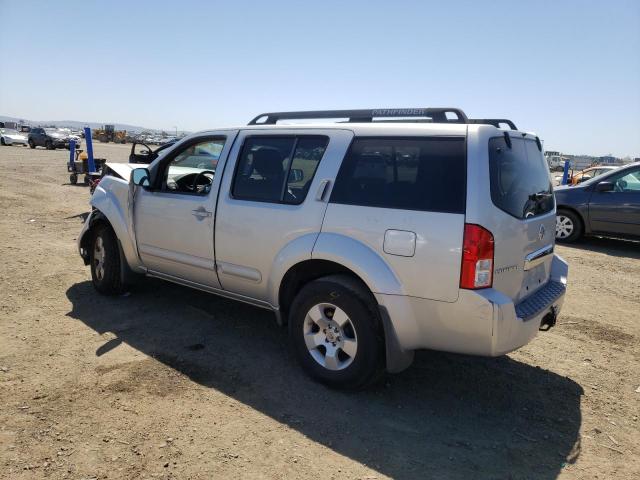 5N1AR18U16C661627 - 2006 NISSAN PATHFINDER LE 银色 照片 2
