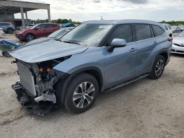 5TDHZRAH0NS133511 - 2022 TOYOTA HIGHLANDER XLE BLUE photo 1