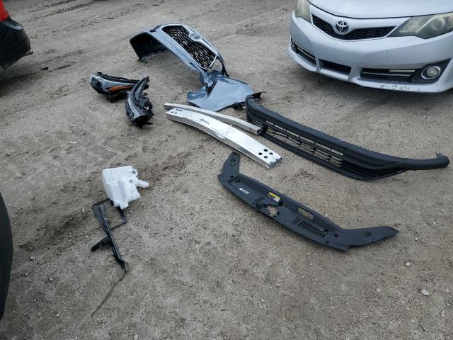 5TDHZRAH0NS133511 - 2022 TOYOTA HIGHLANDER XLE BLUE photo 13