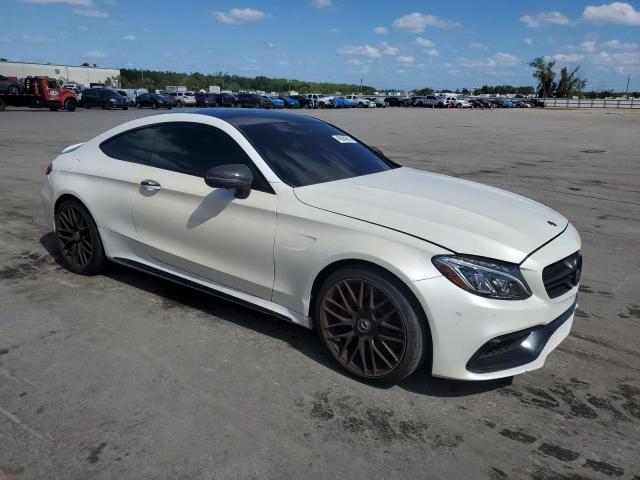 WDDWJ8HB9JF680982 - 2018 MERCEDES-BENZ C 63 AMG-S WHITE photo 4