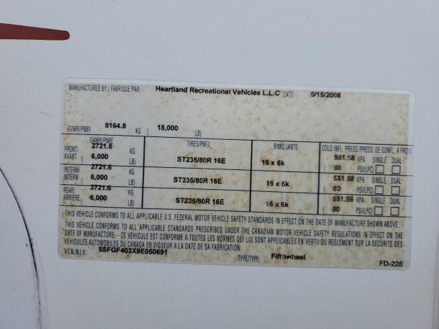 5SFGF403X9E050691 - 2009 HEARTLAND CYCLONE Ақ фото 10