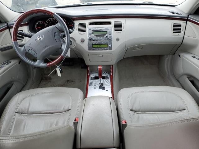 KMHFC46F36A093521 - 2006 HYUNDAI AZERA SE WHITE photo 8