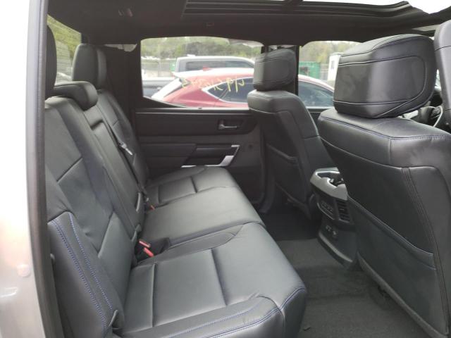 5TFNA5AB7NX016582 - 2022 TOYOTA TUNDRA CREWMAX PLATINUM Silber Foto 10