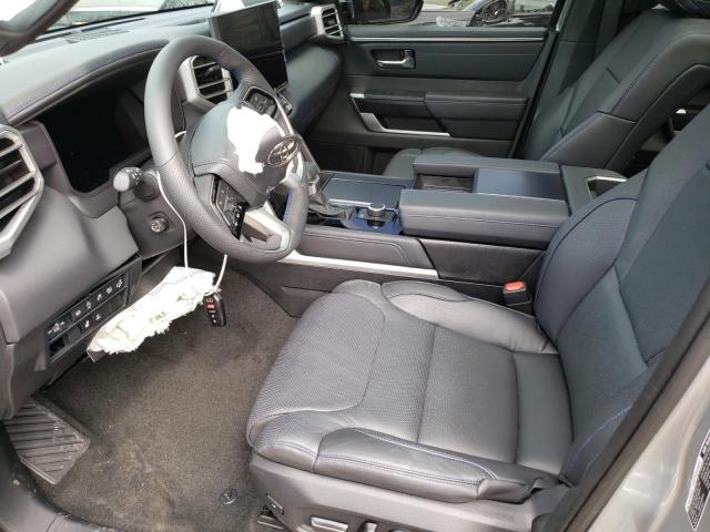 5TFNA5AB7NX016582 - 2022 TOYOTA TUNDRA CREWMAX PLATINUM Silber Foto 7