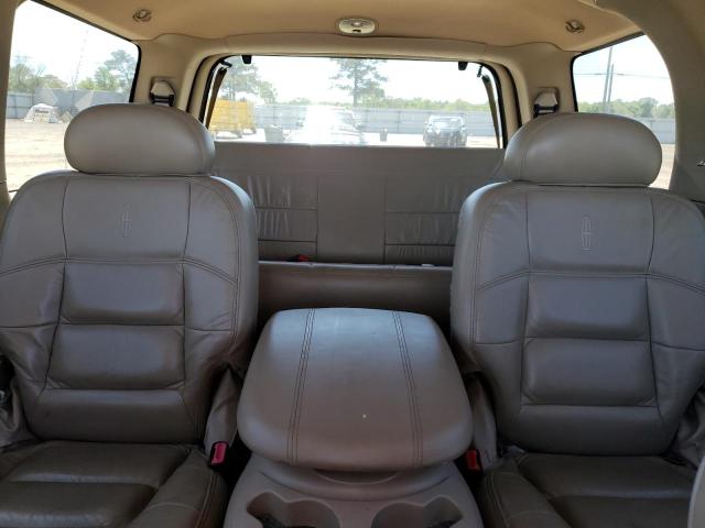 5LMEU27R81LJ33057 - 2001 LINCOLN NAVIGATOR კრემისფერი ფოტო 10