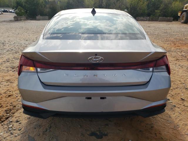 5NPLL4AG9NH062367 - 2022 HYUNDAI ELANTRA SE SILVER photo 6