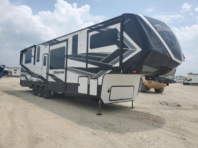 573FM4535M1116635 - 2021 WINNEBAGO 5TH WHEEL WHITE photo 1