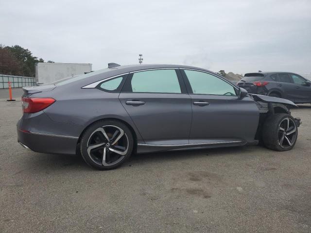 1HGCV2F96JA029788 - 2018 HONDA ACCORD TOURING GRAY photo 3