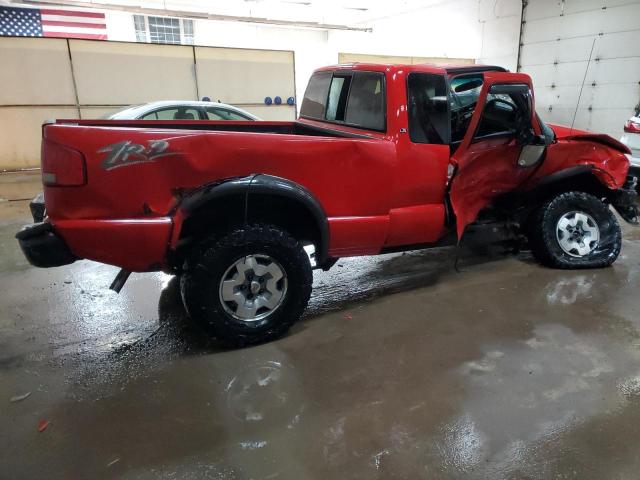 1GCCT19X838238906 - 2003 CHEVROLET S TRUCK S10 RED photo 3