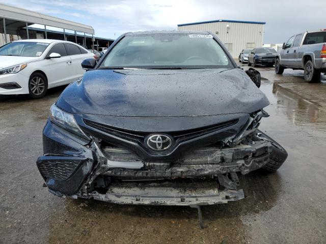 4T1G11AK2PU746448 - 2023 TOYOTA CAMRY SE NIGHT SHADE BLACK photo 5