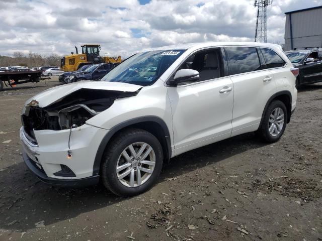 5TDBKRFH7FS145708 - 2015 TOYOTA HIGHLANDER LE WHITE photo 1