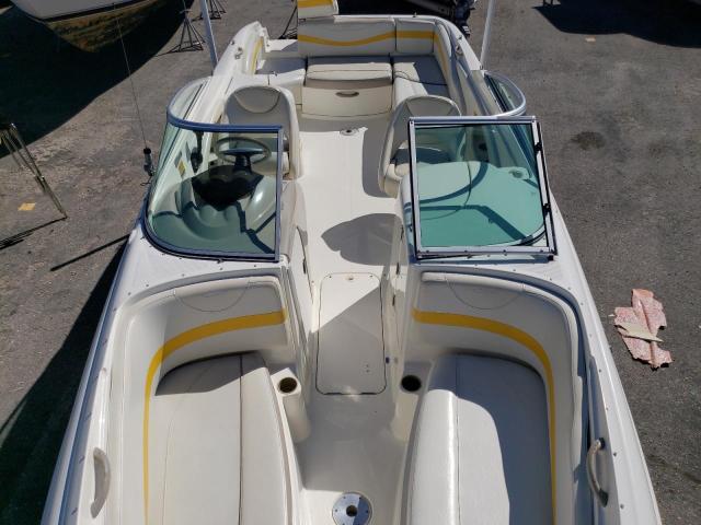 MXPA30NBK405 - 2005 MAXU BOAT WHITE photo 6