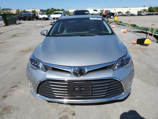 4T1BK1EBXJU289302 - 2018 TOYOTA AVALON XLE SILVER photo 5