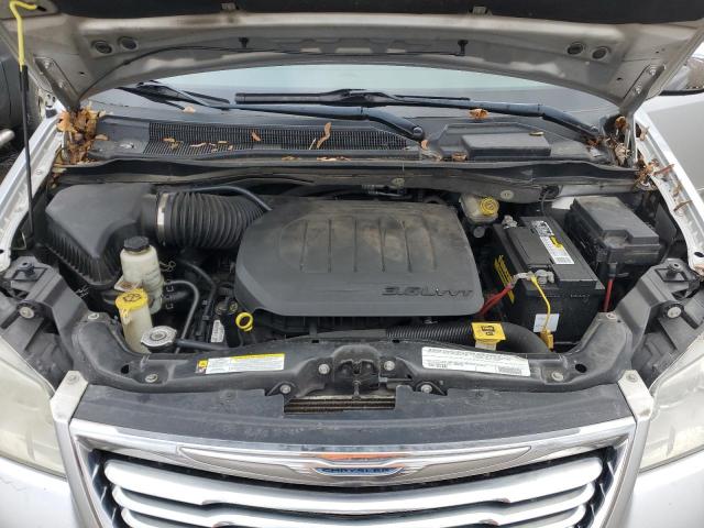 2A4RR8DG5BR604441 - 2011 CHRYSLER TOWN & COU TOURING L SILVER photo 12