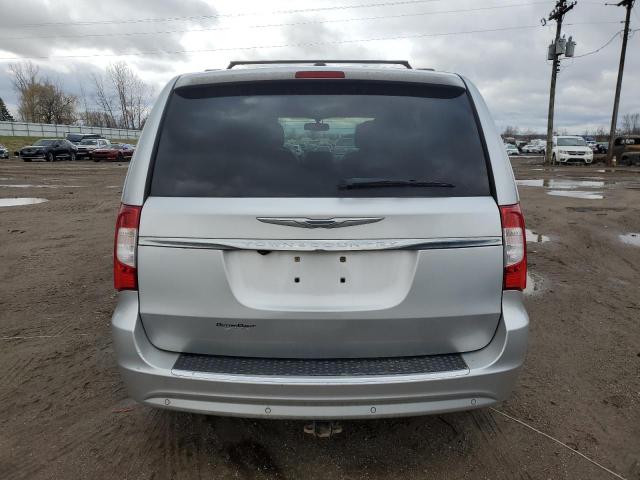 2A4RR8DG5BR604441 - 2011 CHRYSLER TOWN & COU TOURING L SILVER photo 6