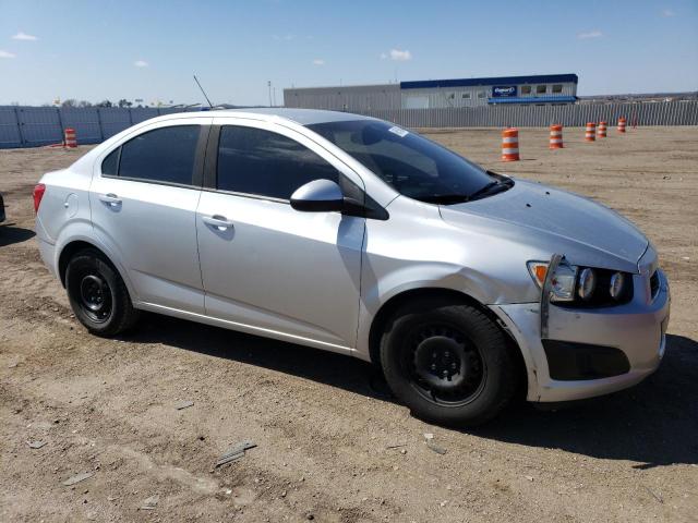 1G1JA5SH3G4155655 - 2016 CHEVROLET SONIC LS ვერცხლისფერი ფოტო 4