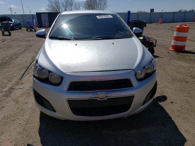 1G1JA5SH3G4155655 - 2016 CHEVROLET SONIC LS ვერცხლისფერი ფოტო 5