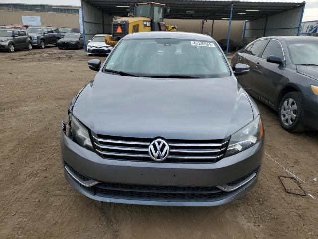 1VWBH7A30DC047467 - 2013 VOLKSWAGEN PASSAT SE GRAY photo 5