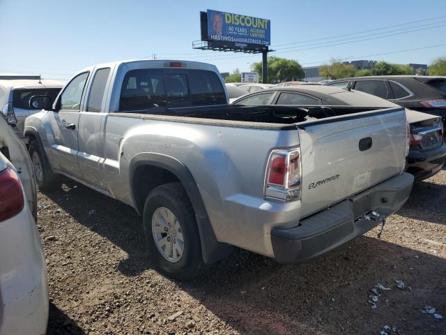 1Z7HC32K56S542688 - 2006 MITSUBISHI RAIDER DUROCROSS SILVER photo 2