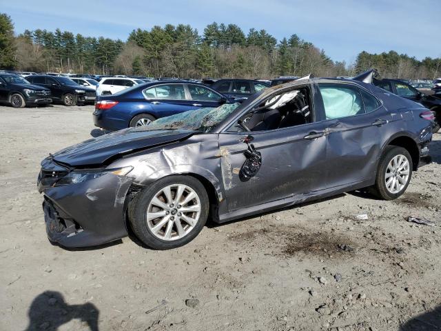 4T1B11HK8JU674551 - 2018 TOYOTA CAMRY L GRAY photo 1