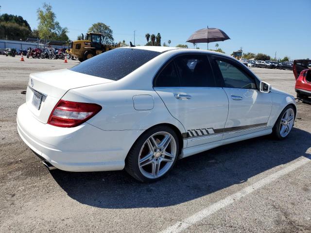 WDDGF5EB9AF420803 - 2010 MERCEDES-BENZ C 300 WHITE photo 3