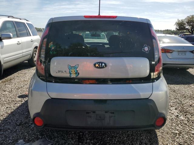 KNDJN2A20G7865487 - 2016 KIA SOUL SILVER photo 6