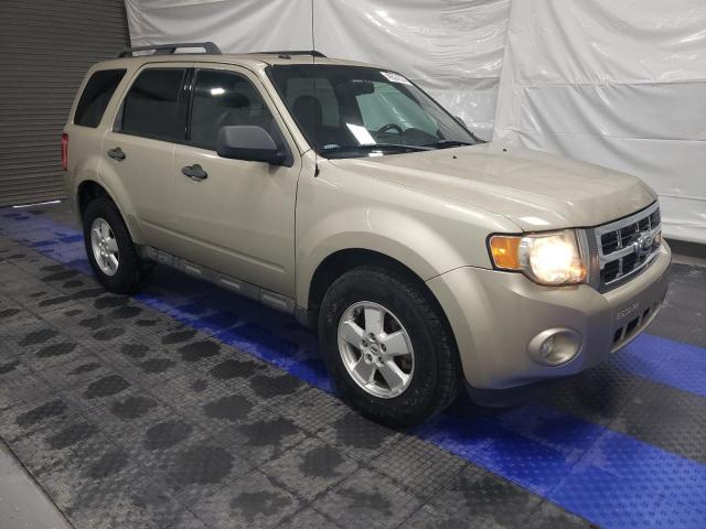 1FMCU0DG1CKB71787 - 2012 FORD ESCAPE XLT BEIGE photo 4