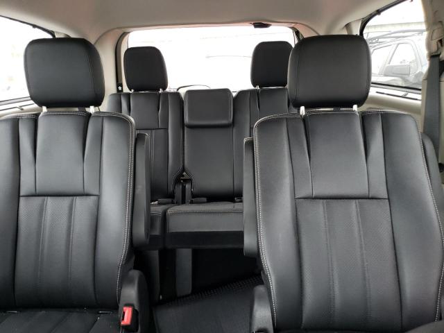 2C4RC1CG7FR574073 - 2015 CHRYSLER TOWN & COU TOURING L GOLD photo 10