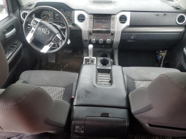 5TFUY5F17KX850385 - 2019 TOYOTA TUNDRA DOUBLE CAB SR/SR5 WHITE photo 8