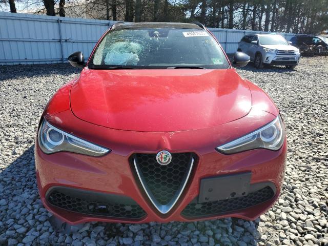 ZASFAKPN1J7B80657 - 2018 ALFA ROMEO STELVIO SPORT أحمر صورة 5