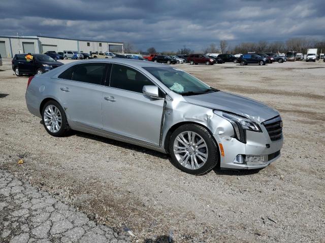 2G61M5S32K9119564 - 2019 CADILLAC XTS LUXURY SILVER photo 4