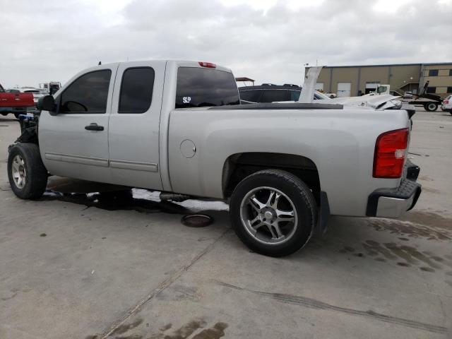 1GCRCREA8BZ178368 - 2011 CHEVROLET SILVERADO C1500  LS SILVER photo 2