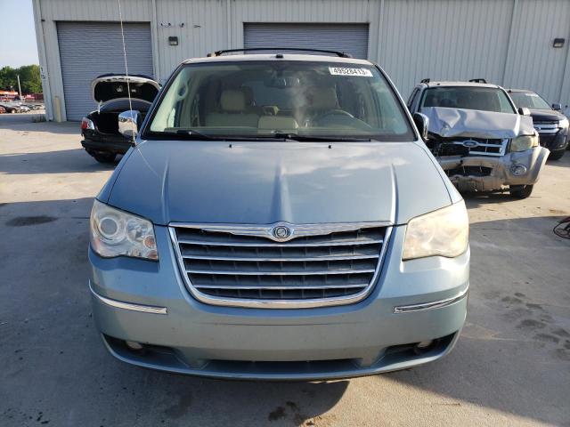 2A4RR6DX7AR152480 - 2010 CHRYSLER TOWN & COU LIMITED TEAL photo 5