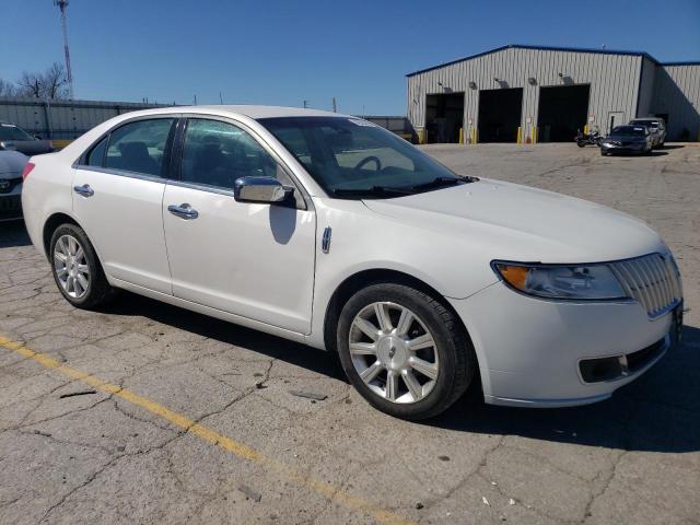 3LNHK2GC8AR627905 - 2010 LINCOLN MKZ WHITE photo 4