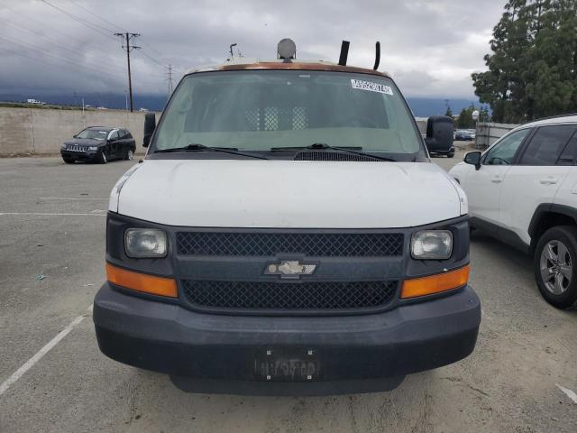 1GCGG25V261181101 - 2006 CHEVROLET EXPRESS G2 WHITE photo 5