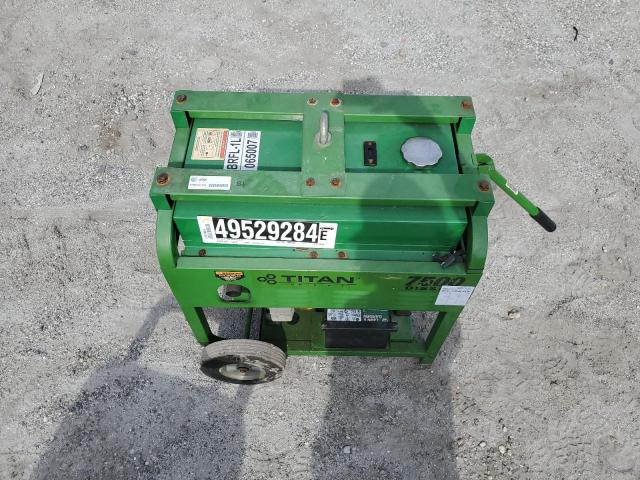 TFAT04160 - 2009 TITN TG 7500D GREEN photo 9